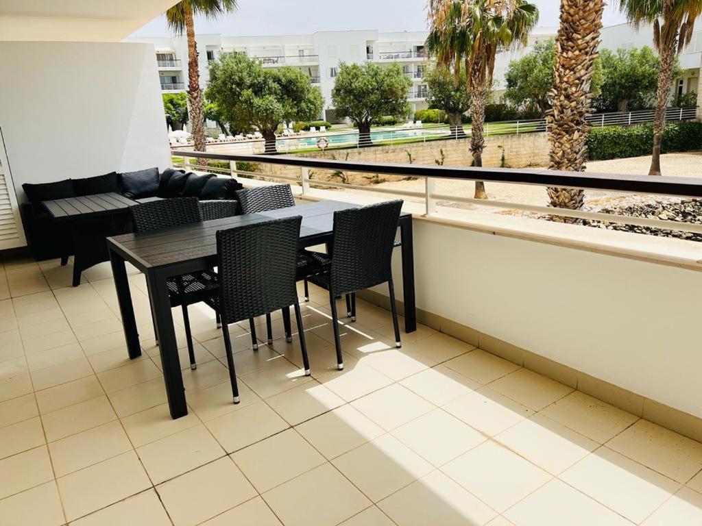 Lucky Star Marina Apartment, With Pool 라고스 외부 사진