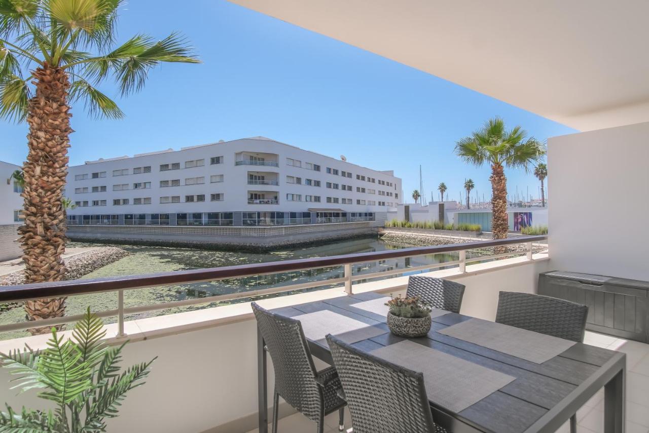 Lucky Star Marina Apartment, With Pool 라고스 외부 사진