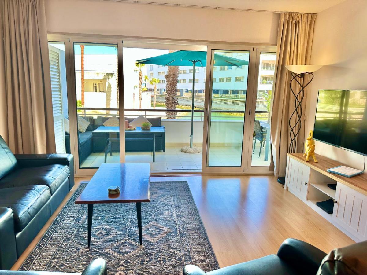 Lucky Star Marina Apartment, With Pool 라고스 외부 사진